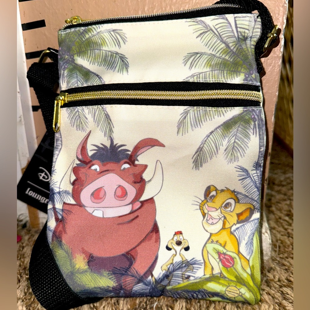 NWT Disney Loungefly crossbody Lion King